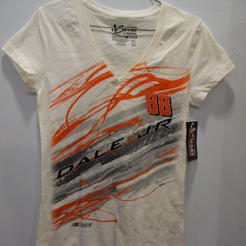 Chase Authentics Women's Short Sleeve Tee Size S for Dale Jr #88 from 2014 NWT
